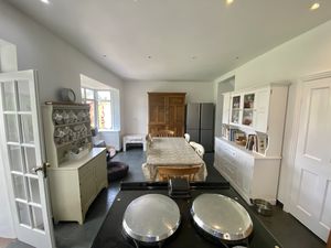 Breakfast Kitchen- click for photo gallery